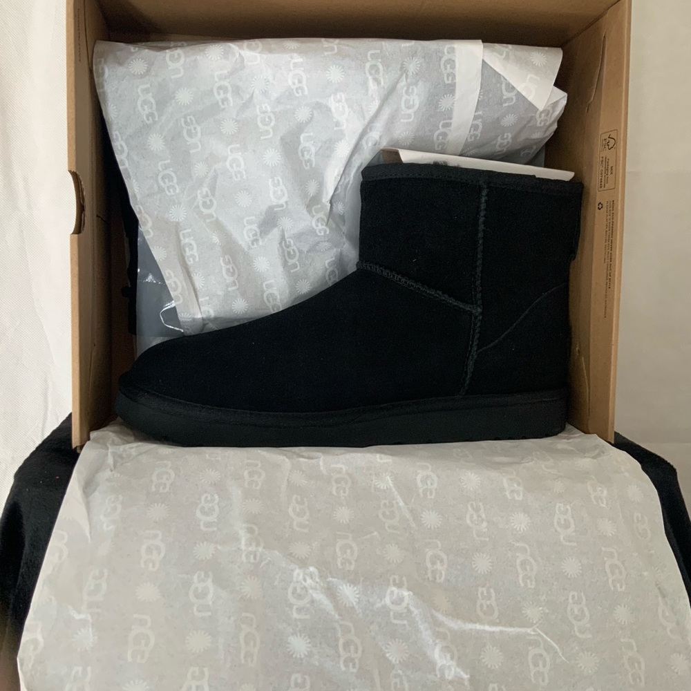 UGG Black Classic Short Boots - Picture 6 of 6